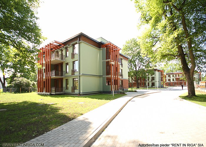 Zaļenieku iela 21a 3