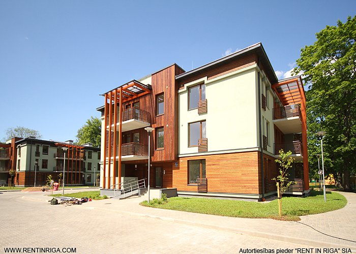 Zaļenieku iela 21a 4