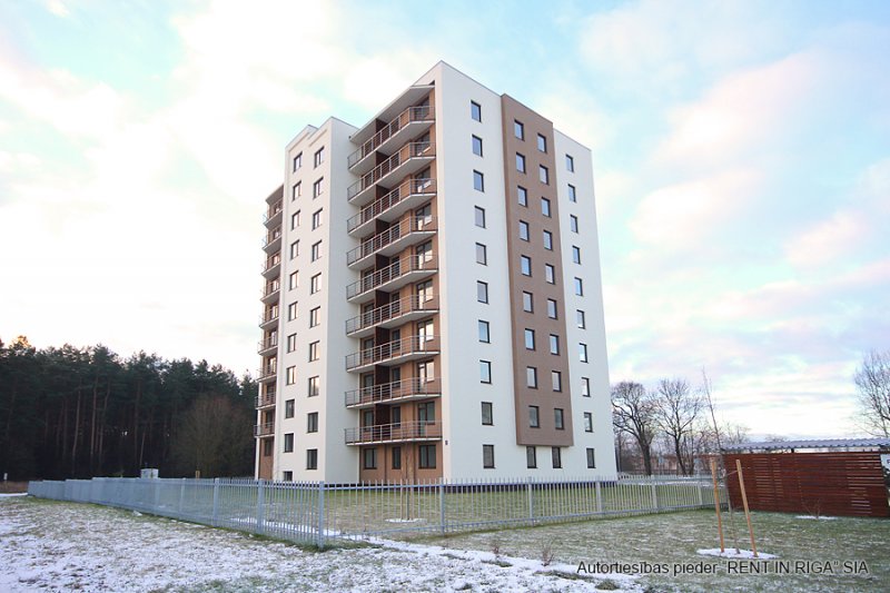 Rembates iela 8, Rīga 14