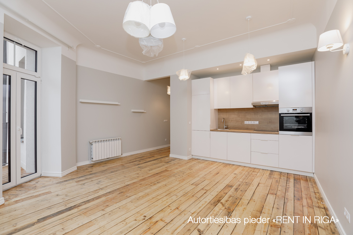 Krišjāņa Barona iela 76 / Rīga, Labais krasts, Centrs 12