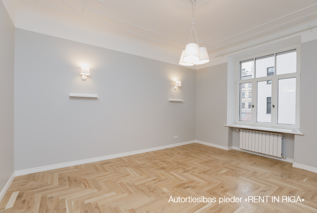 Krišjāņa Barona iela 76 / Rīga, Labais krasts, Centrs 17
