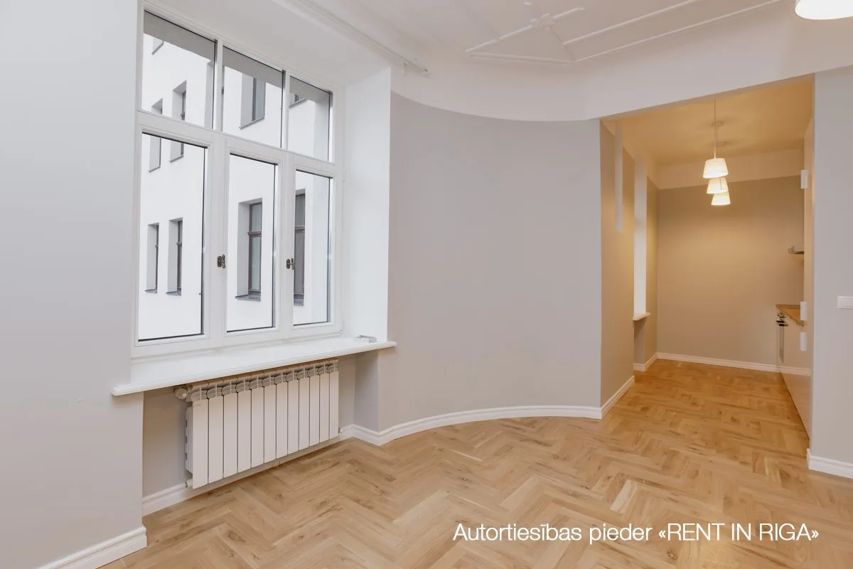 Krišjāņa Barona iela 76 / Rīga, Labais krasts, Centrs 19