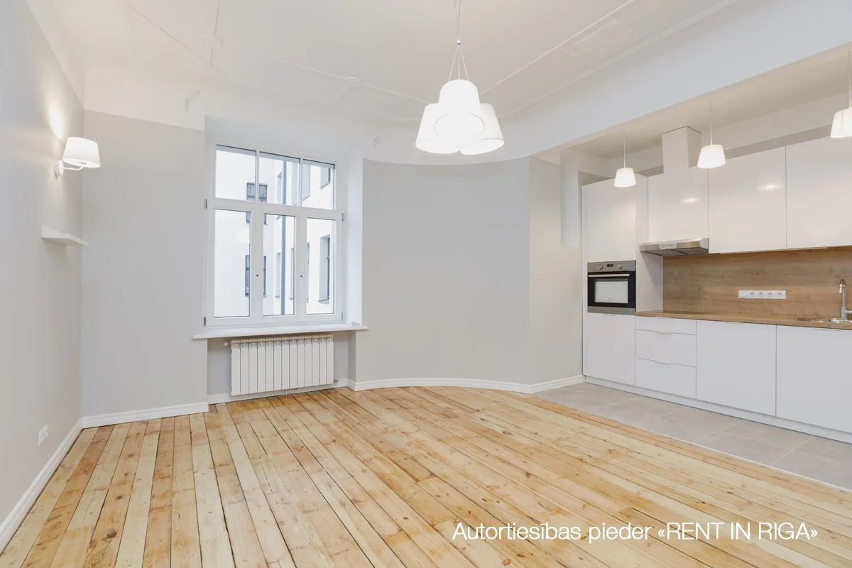 Krišjāņa Barona iela 76 / Rīga, Labais krasts, Centrs 25