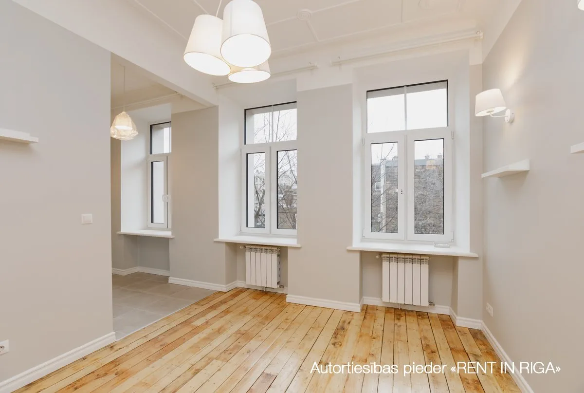 Krišjāņa Barona iela 76 / Rīga, Labais krasts, Centrs 3