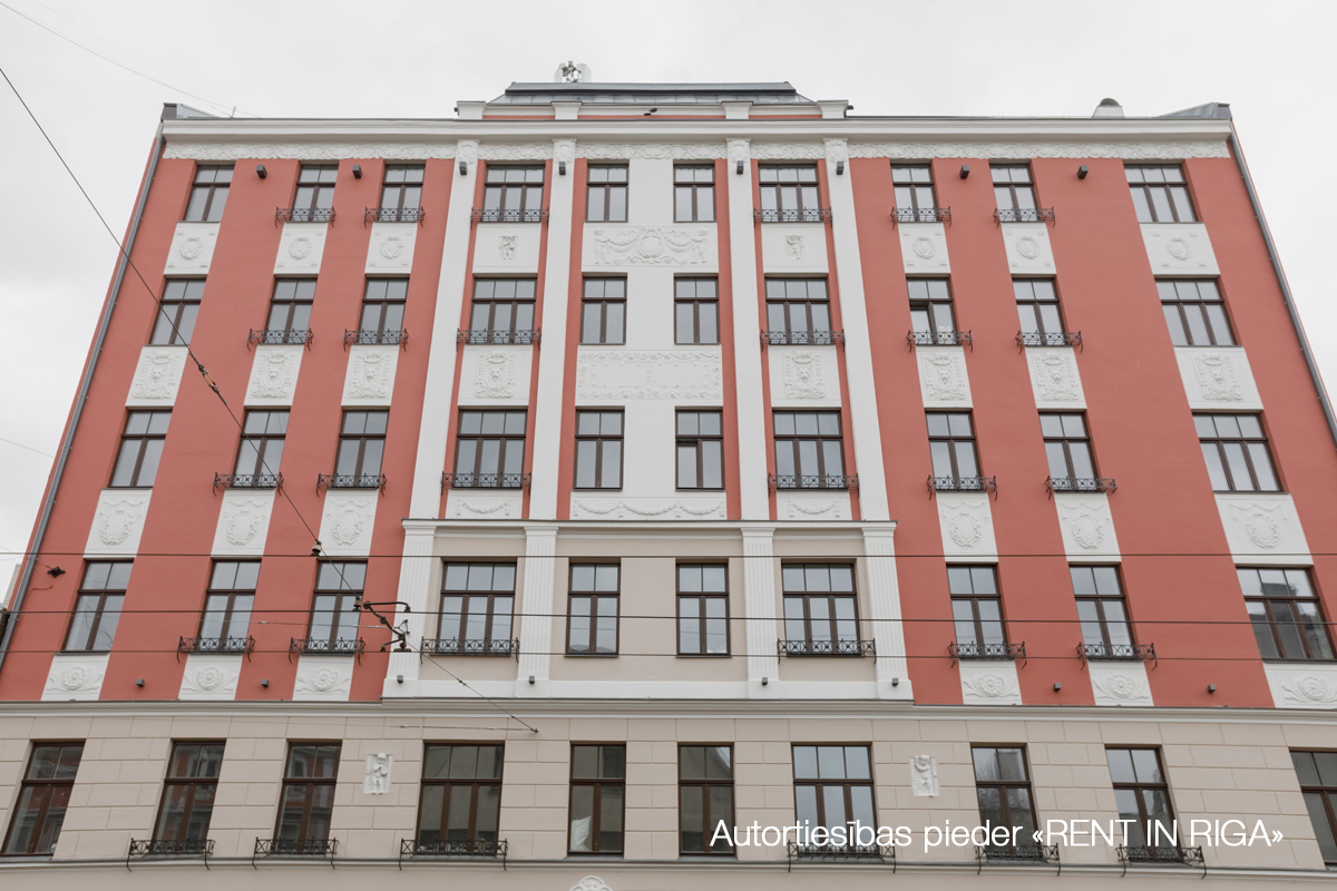Krišjāņa Barona iela 76 / Rīga, Labais krasts, Centrs 30