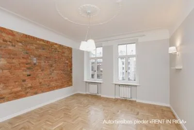Krišjāņa Barona iela 76 / Rīga, Labais krasts, Centrs 2