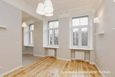 Krišjāņa Barona iela 76 / Rīga, Labais krasts, Centrs 3
