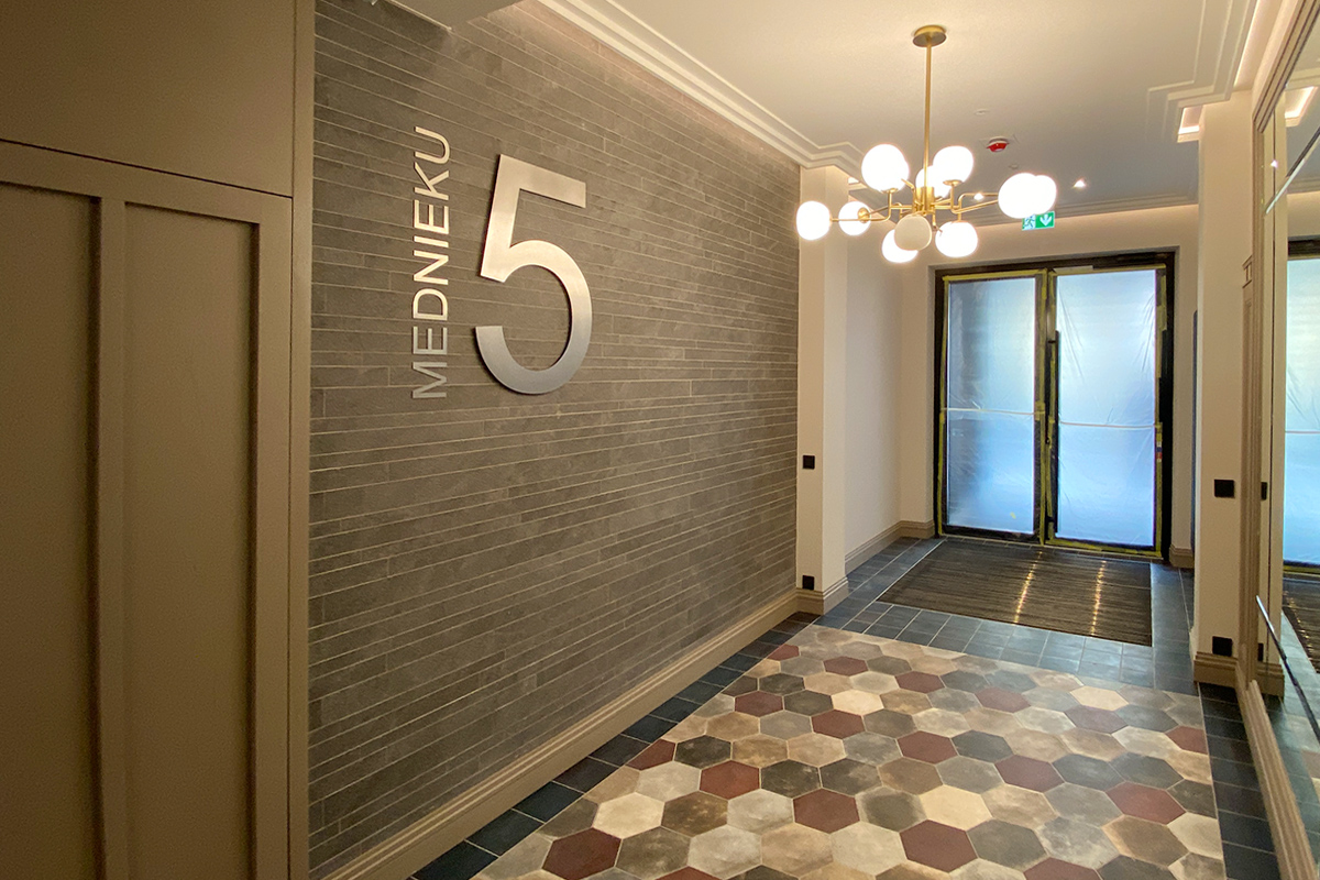 Mednieku iela 5 / Rīga, Labais krasts, Centrs 14