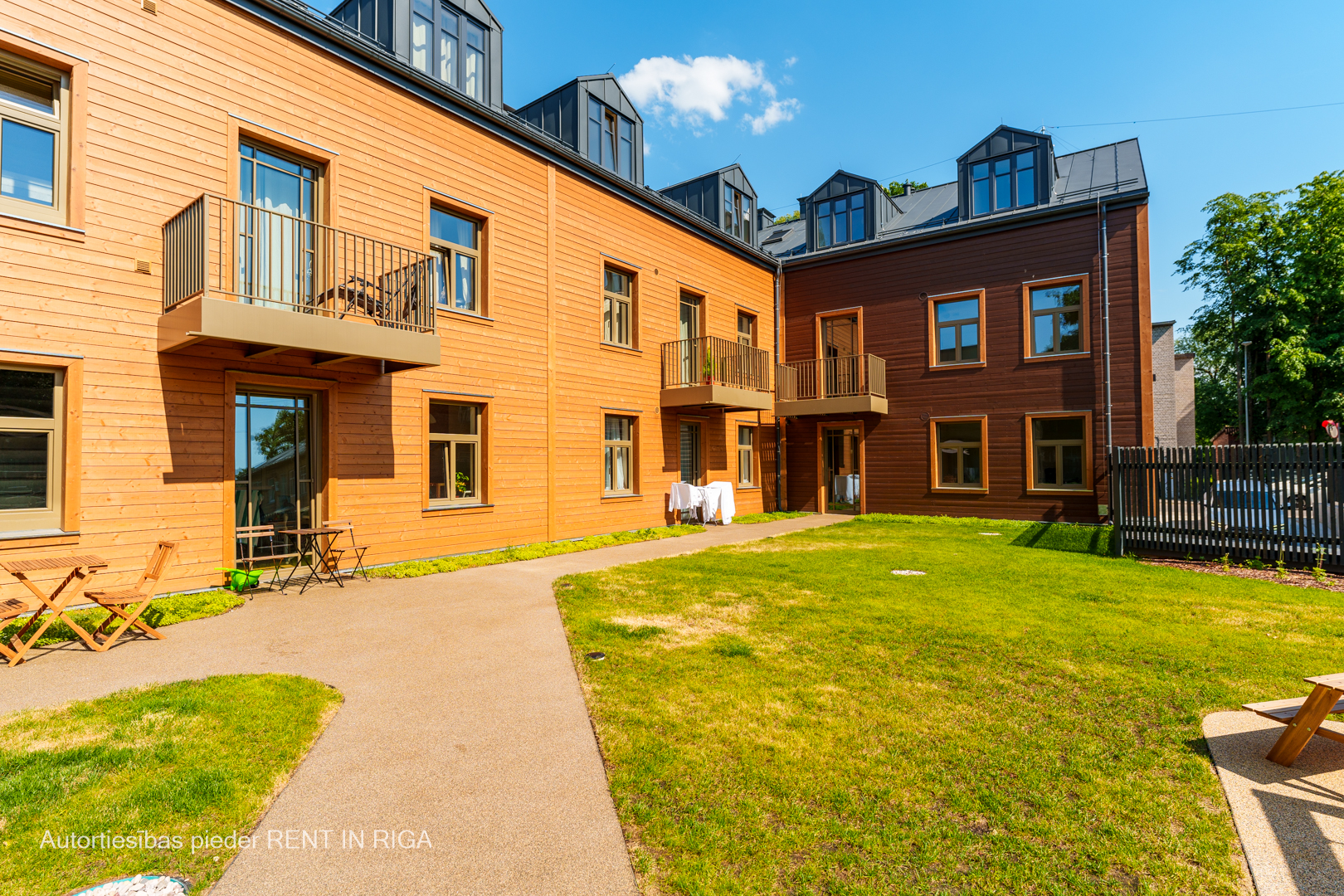 Eduarda Smiļģa 25 / Rīga, Kreisais krasts, Āgenskalns 3