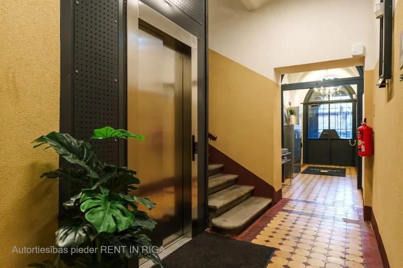 Krišjāņa Valdemāra iela 61 / Rīga, Labais krasts, Centrs 5