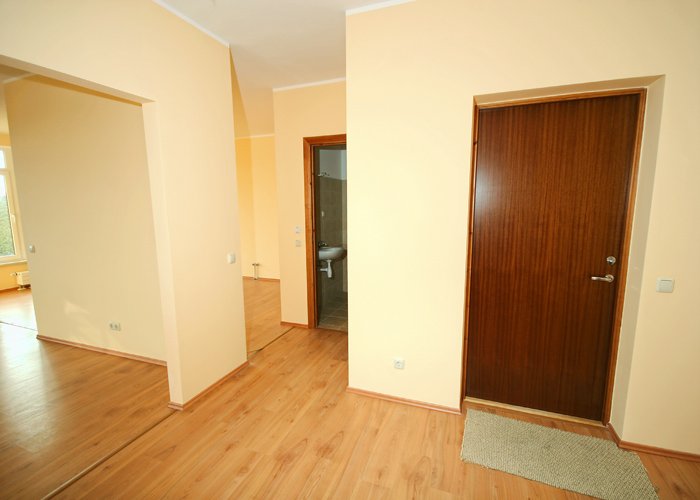 Turaidas 110 / Rīga, Labais krasts, Jugla 7