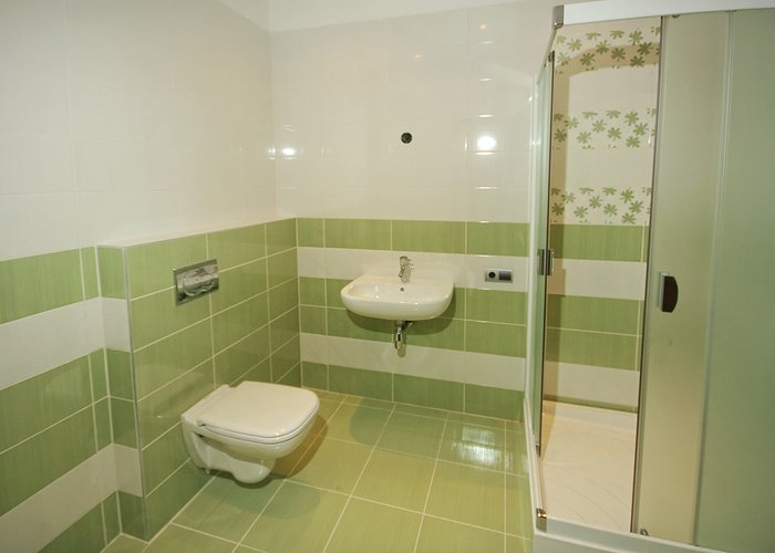 Rīga, Centrs, Rūpniecības 34a / Rīga, Kreisais krasts, Ķīpsala 12