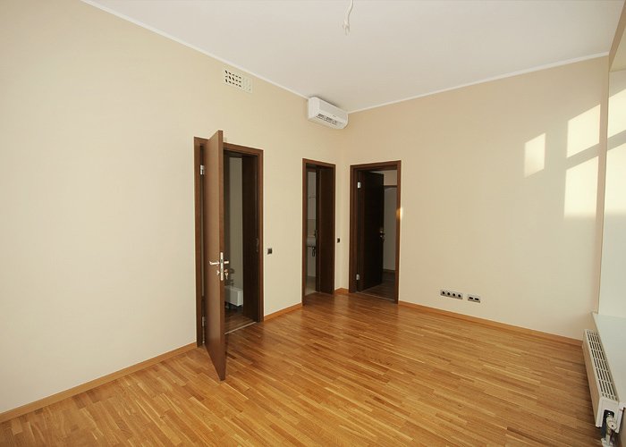 Rīga, Centrs, Rūpniecības 34a / Rīga, Kreisais krasts, Ķīpsala 14