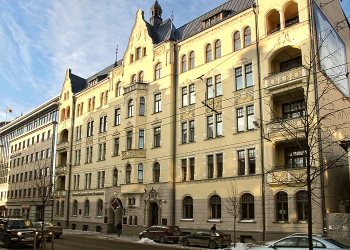 Valdemāra iela 23 / Rīga, Kreisais krasts, Šampēteris 1
