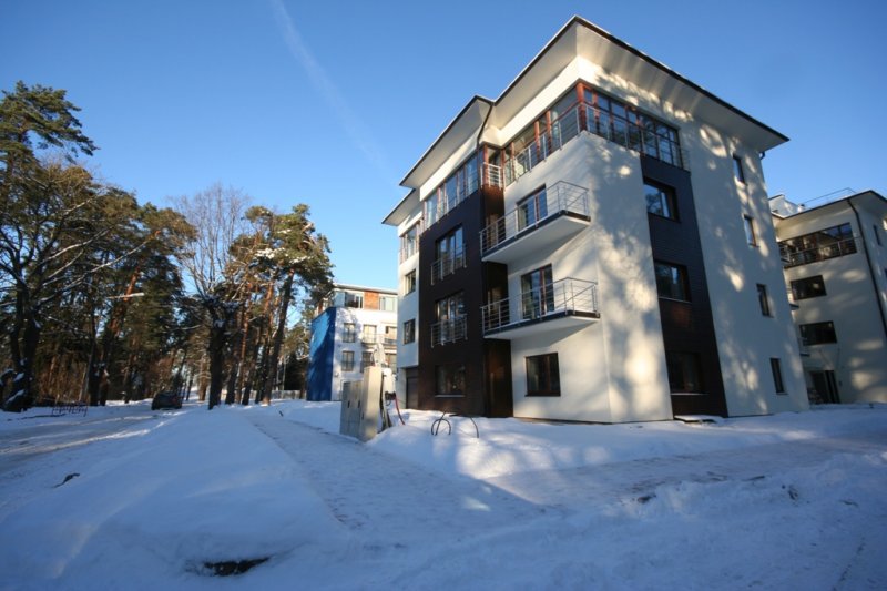 Dzintaru prospekts 42 / Rīga, Kreisais krasts, Torņkalns 1