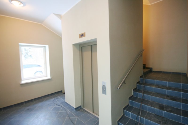 Dzintaru prospekts 42 / Rīga, Kreisais krasts, Torņkalns 3