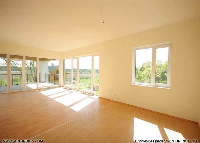 Grīšļu iela 5, Majori 4