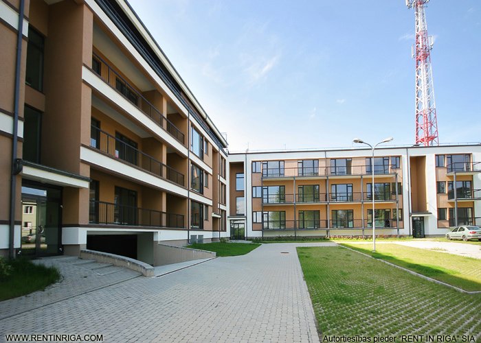 Grīšļu iela 5, Majori 20