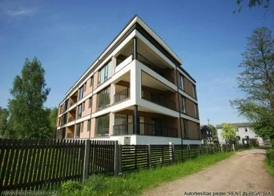 Grīšļu iela 5, Majori 3