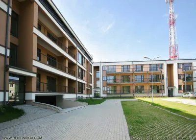 Grīšļu iela 5, Majori 20