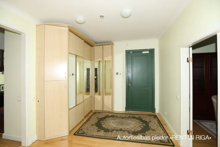 Pārdod biroju, Dzirnavu iela 37, Rīga, Labais krasts, Centrs / 438 550 € 2