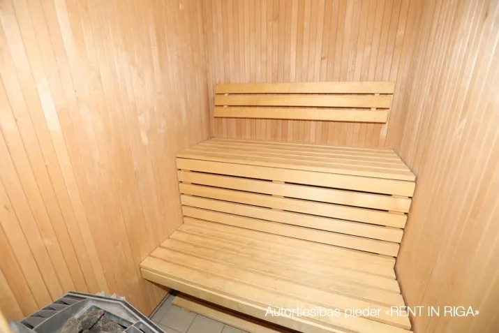Pārdod biroju, Dzirnavu iela 37, Rīga, Labais krasts, Centrs / 438 550 € 19