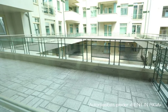 Pārdod biroju, Dzirnavu iela 37, Rīga, Labais krasts, Centrs / 438 550 € 25