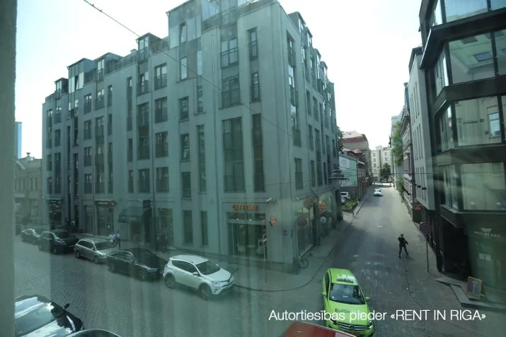 Pārdod biroju, Dzirnavu iela 37, Rīga, Labais krasts, Centrs / 438 550 € 26