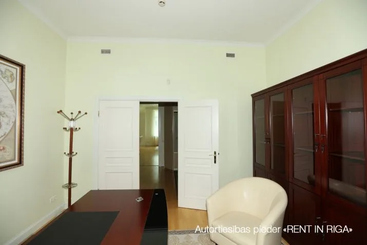 Pārdod biroju, Dzirnavu iela 37, Rīga, Labais krasts, Centrs / 438 550 € 22