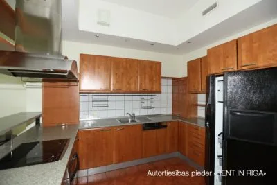 Pārdod biroju, Dzirnavu iela 37, Rīga, Labais krasts, Centrs / 438 550 € 7