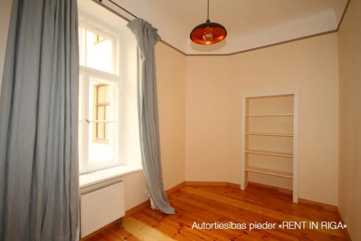 Pārdod dzīvokli, Vīlandes iela 7, Rīga, Labais krasts, Centrs / 365 000 € 16