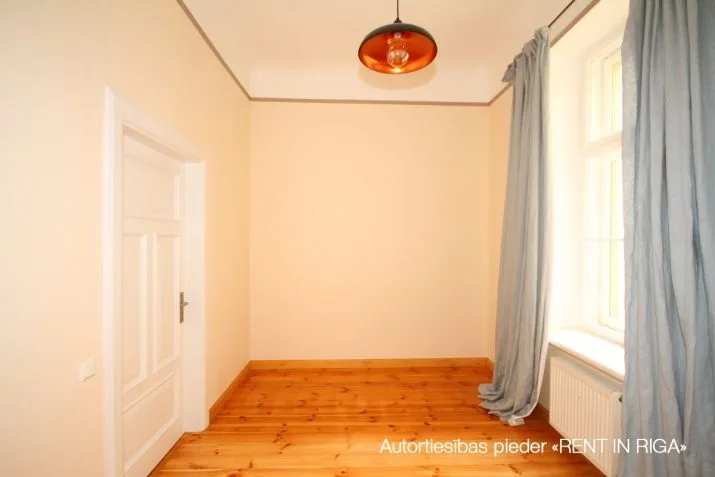 Pārdod dzīvokli, Vīlandes iela 7, Rīga, Labais krasts, Centrs / 365 000 € 15