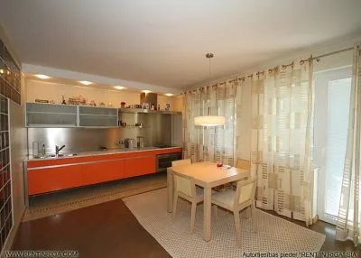 Pārdod dzīvokli, Mellužu prospekts iela 19, Jūrmala, Melluži / 375 000 € 1