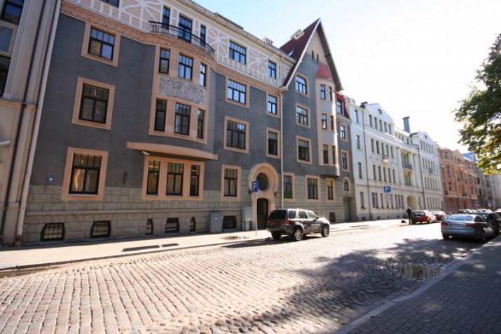 Vīlandes iela 10 7