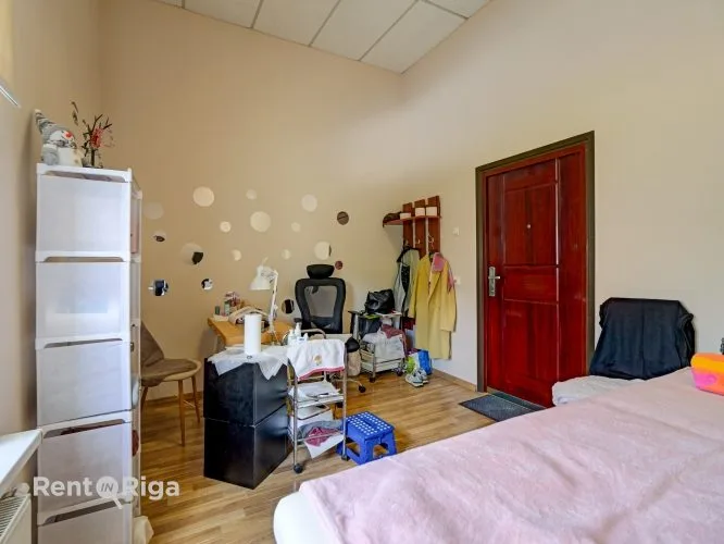 Pārdod biroju, Pērnavas iela 5, Rīga, Labais krasts, Centrs / 750 000 € 22