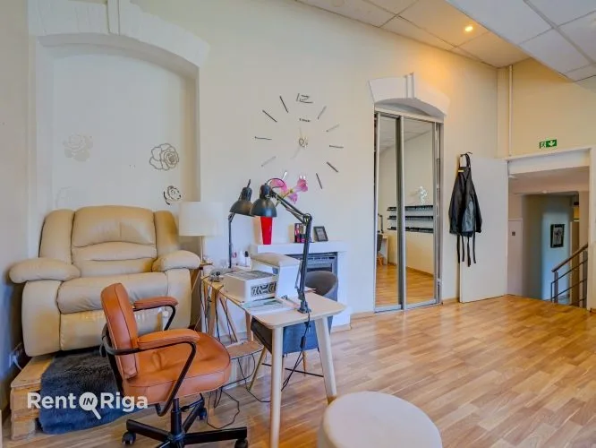 Pārdod biroju, Pērnavas iela 5, Rīga, Labais krasts, Centrs / 750 000 € 11