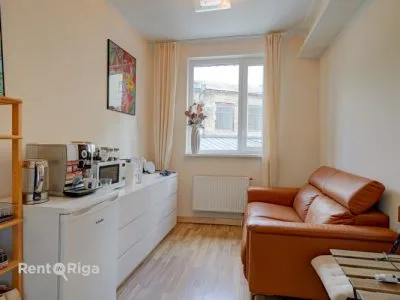 Pārdod biroju, Pērnavas iela 5, Rīga, Labais krasts, Centrs / 750 000 € 23
