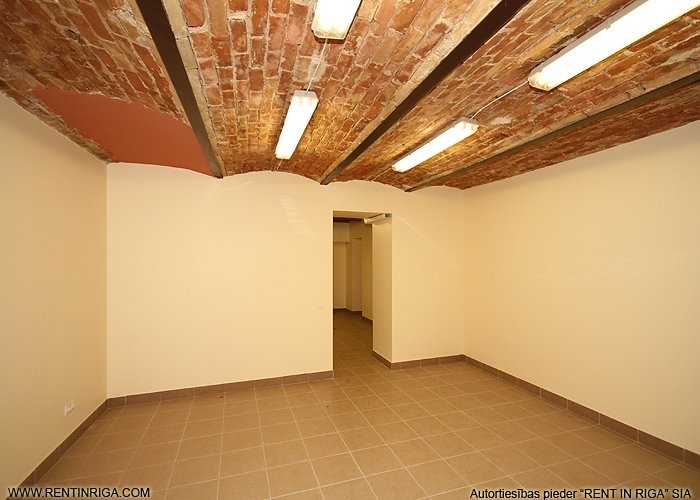 Artilērijas iela 9 8