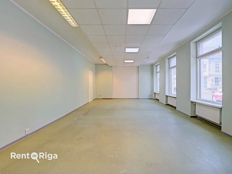 Artilērijas iela 9 2