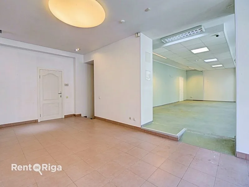 Artilērijas iela 9 6