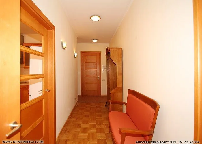 Izīrē dzīvokli, Vīlandes iela 10, Rīga, Labais krasts, Centrs / 852 € 12