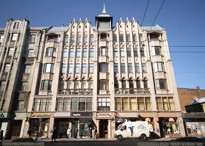 Brīvības iela 85 1