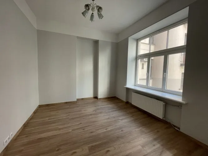Brīvības iela 85 4