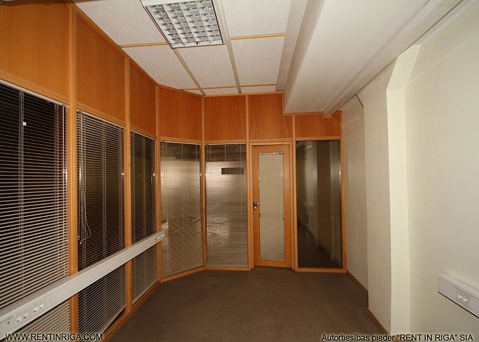 Mellužu iela 1 6
