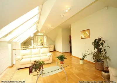 Izīrē māju, Pludmales iela 5A, Rīga, Vecāķi / 2000 € 5