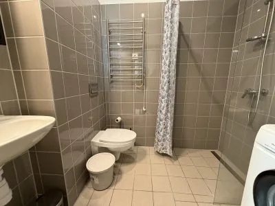 Izīrē dzīvokli, Valdemāra iela 61, Rīga, Labais krasts, Centrs / 750 € 8