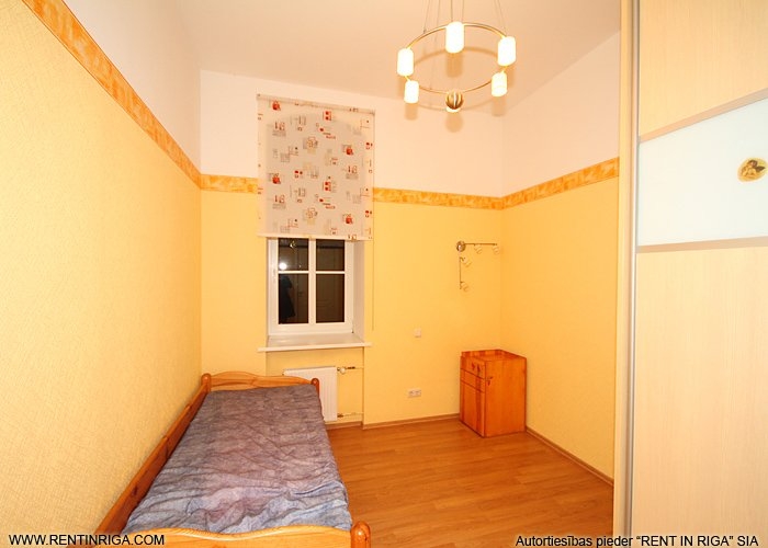 Maiznīcas iela 12 5
