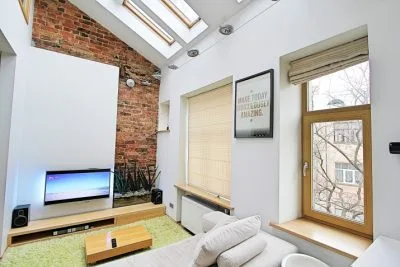 Izīrē dzīvokli, Bruņinieku iela 12, Rīga, Labais krasts, Centrs / 600 € 1