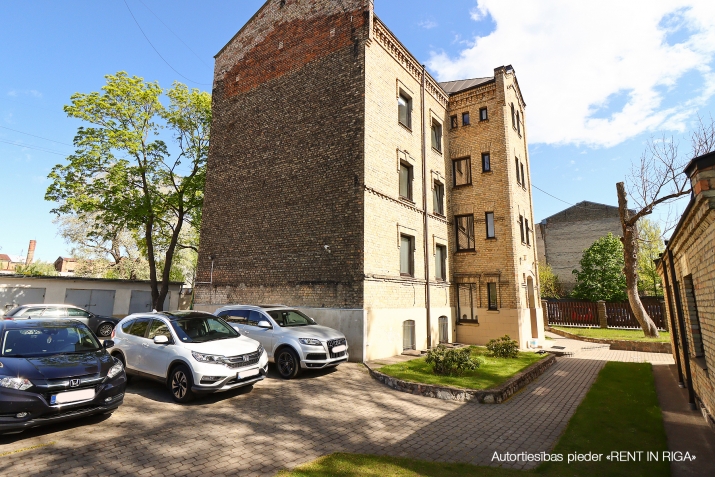 Valmieras iela 3 17