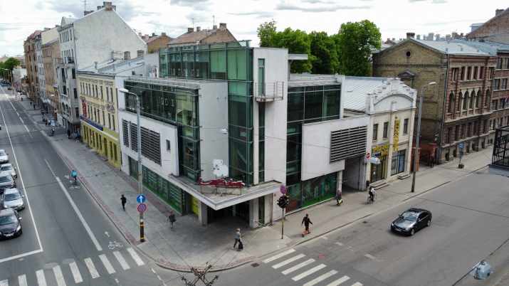 Attēls 1 no 14